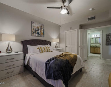 14950 W Mountain View Boulevard - Photo Thumbnail 15