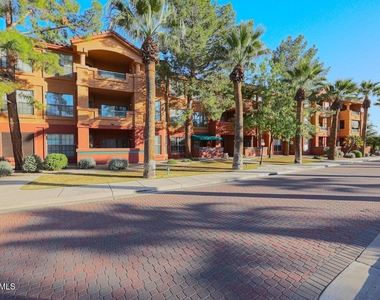 14950 W Mountain View Boulevard - Photo Thumbnail 32