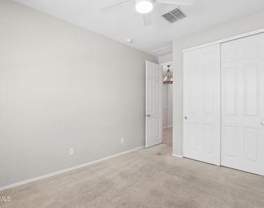 17766 W Granite View Drive - Photo Thumbnail 28