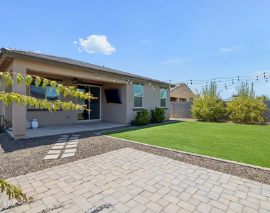 17766 W Granite View Drive - Photo Thumbnail 41