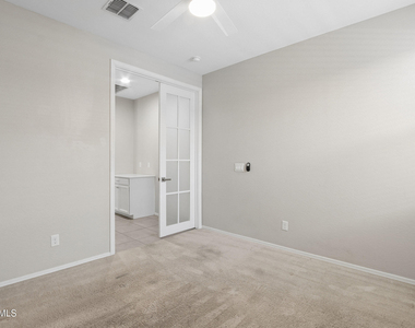 17766 W Granite View Drive - Photo Thumbnail 31