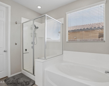 17766 W Granite View Drive - Photo Thumbnail 21