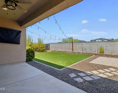 17766 W Granite View Drive - Photo Thumbnail 40