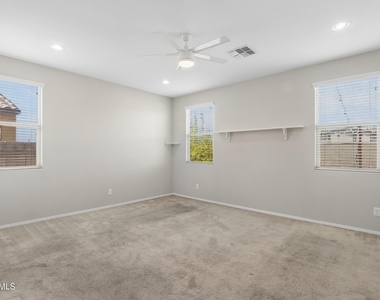 17766 W Granite View Drive - Photo Thumbnail 16