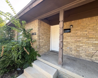 101 W Latimer Street - Photo Thumbnail 2