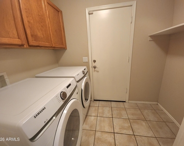 5511 S 15th Way - Photo Thumbnail 20