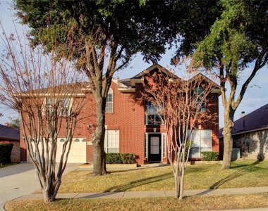 3507 Tamarack Drive - Photo Thumbnail 2
