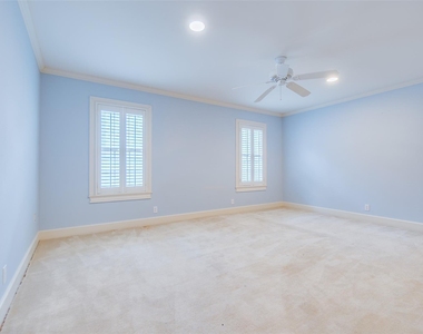4504 Livingston Avenue - Photo Thumbnail 19