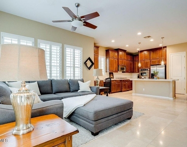 9221 E Desert View - Photo Thumbnail 14