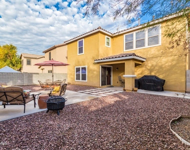 10829 W Mariposa Drive - Photo Thumbnail 18