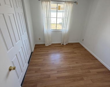 5232 W Mauna Loa Lane - Photo Thumbnail 8