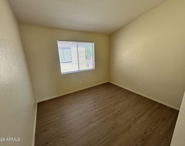 42406 W Sunland Drive - Photo Thumbnail 34
