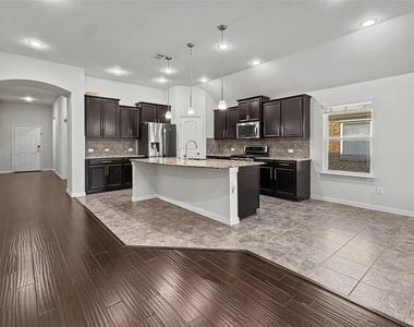 2348 Candler Club Way - Photo Thumbnail 2