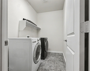 2348 Candler Club Way - Photo Thumbnail 19