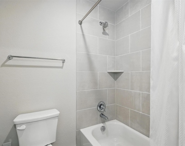 3003 Wind Knot Way - Photo Thumbnail 21