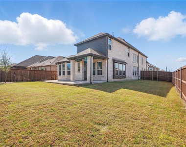 3003 Wind Knot Way - Photo Thumbnail 32