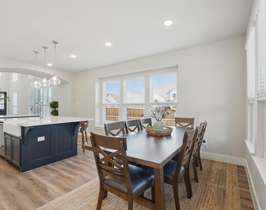 3003 Wind Knot Way - Photo Thumbnail 15