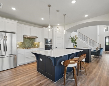 3003 Wind Knot Way - Photo Thumbnail 5