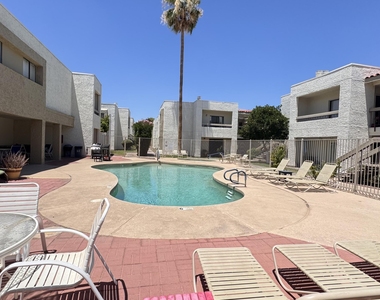 3002 N 70th Street - Photo Thumbnail 18