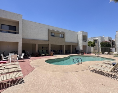 3002 N 70th Street - Photo Thumbnail 19