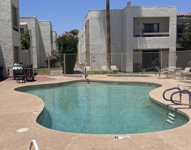 3002 N 70th Street - Photo Thumbnail 20