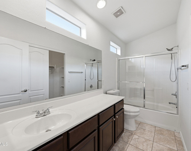 17150 N 23rd Street - Photo Thumbnail 13