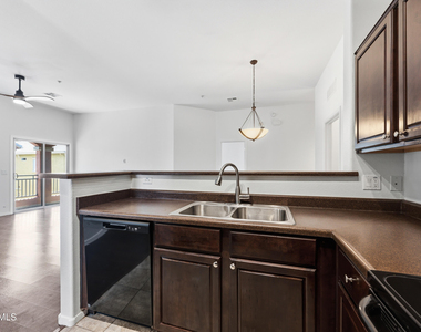 17150 N 23rd Street - Photo Thumbnail 7