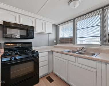 2055 W Gregory Street - Photo Thumbnail 5