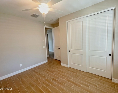 13648 N 144th Drive - Photo Thumbnail 23