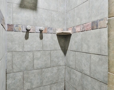 609 Sunset Drive - Photo Thumbnail 12