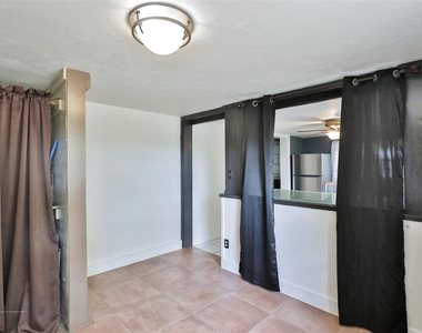 609 Sunset Drive - Photo Thumbnail 26