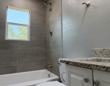 2502 Normont Circle - Photo Thumbnail 14