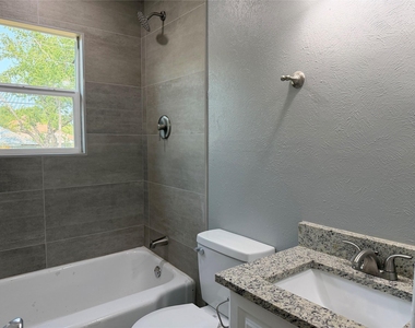 2502 Normont Circle - Photo Thumbnail 15
