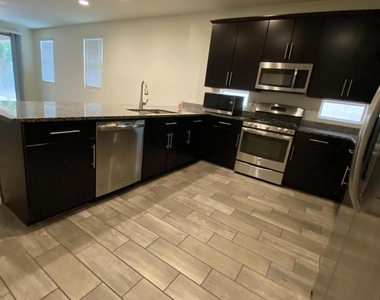 3549 E Apricot Lane - Photo Thumbnail 8