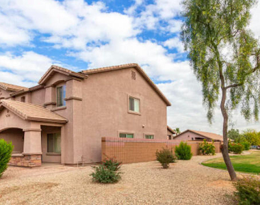 6725 S 49th Drive - Photo Thumbnail 2