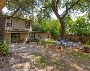 6455 Waverly Way - Photo Thumbnail 16