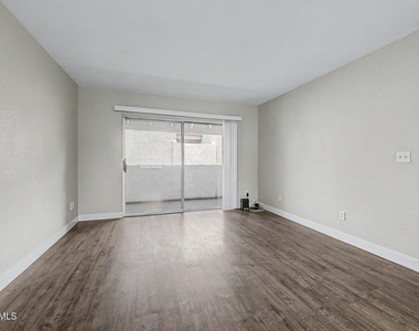 4554 E Paradise Village Parkway N - Photo Thumbnail 4