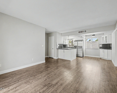4554 E Paradise Village Parkway N - Photo Thumbnail 7