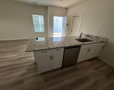 315 Marsh Lane - Photo Thumbnail 2