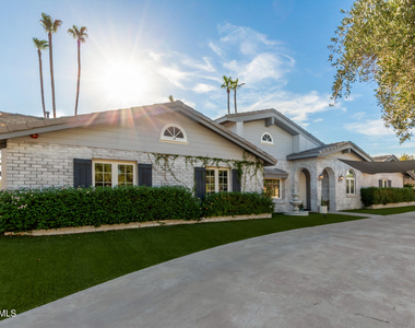 4640 N 66th Street - Photo Thumbnail 8