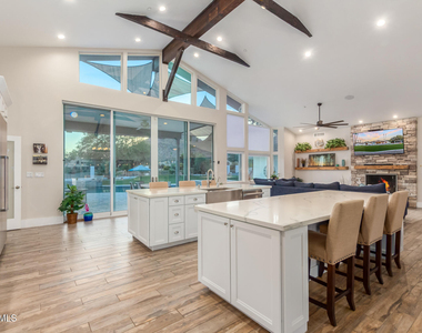 4640 N 66th Street - Photo Thumbnail 20