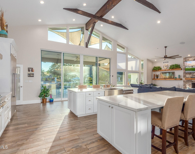 4640 N 66th Street - Photo Thumbnail 16