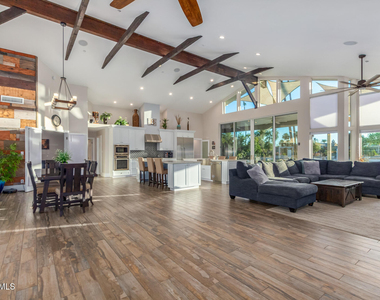4640 N 66th Street - Photo Thumbnail 10