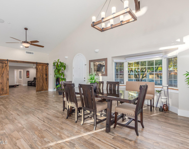 4640 N 66th Street - Photo Thumbnail 13