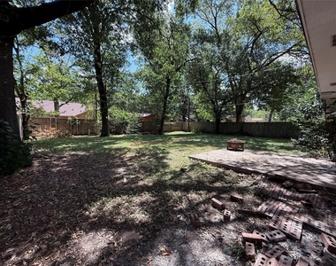 1915 Fairfax Drive - Photo Thumbnail 17