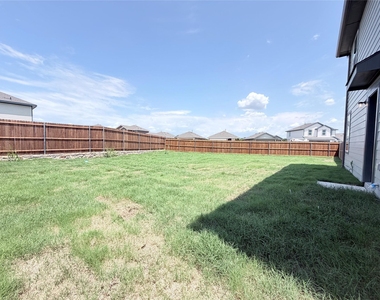 1137 Southfield Drive - Photo Thumbnail 21