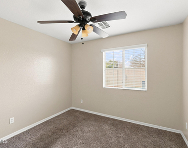 10417 W Magnolia Street - Photo Thumbnail 10