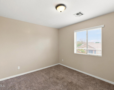 10417 W Magnolia Street - Photo Thumbnail 9