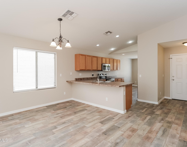 2033 W Green Tree Drive - Photo Thumbnail 1