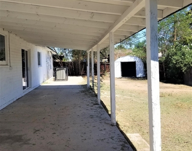 2959 N 53rd Parkway - Photo Thumbnail 12